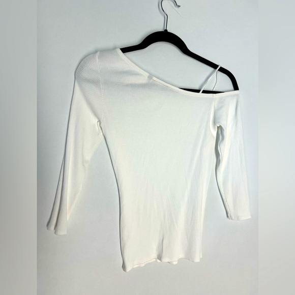 Theory Off-Shoulder Ribbed Top - Picture 3 of 5